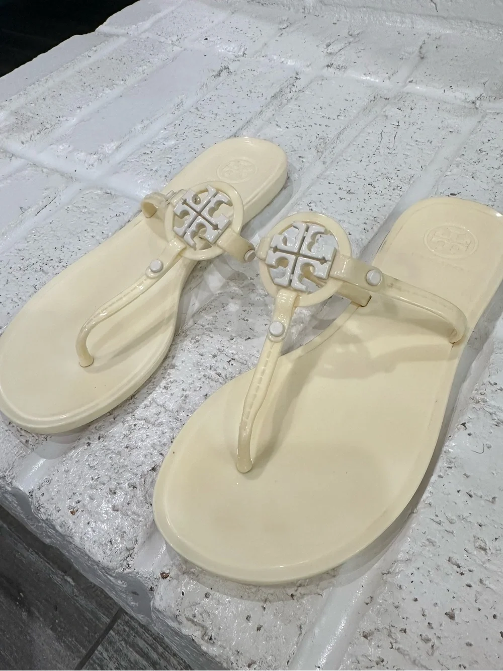Tory Burch Mini Miller Logo Ivory, Jelly Thong Sandals